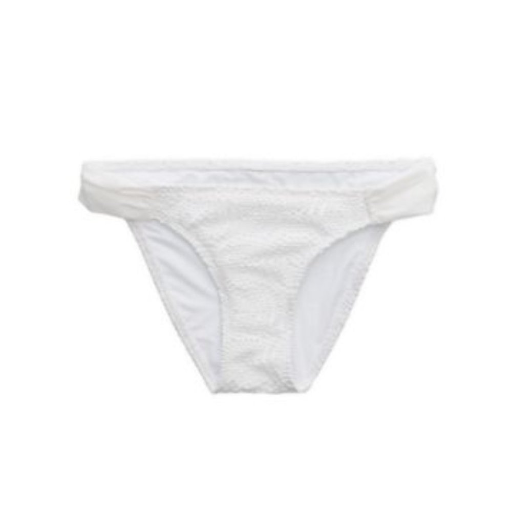 AERIE WHITE CROCHET BIKINI BOTTOM